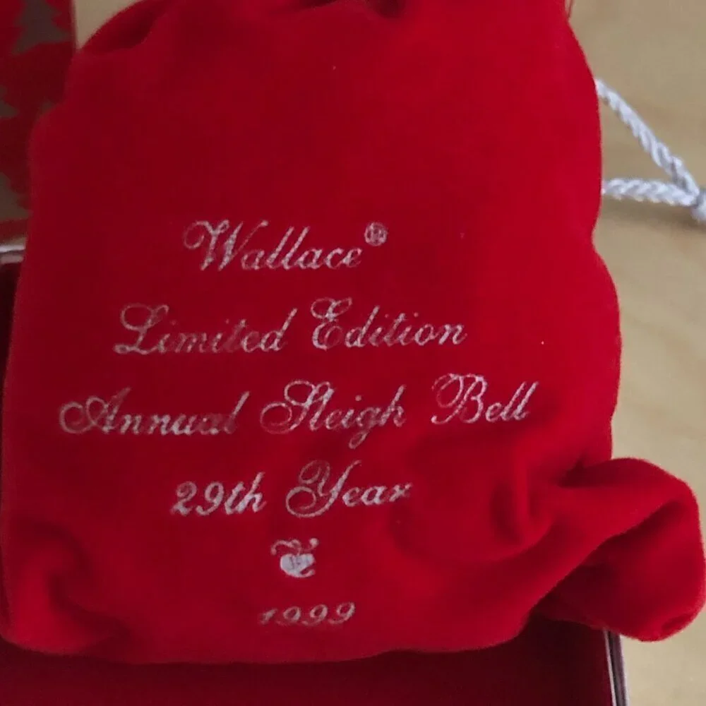 Vintage 1999 Wallace Silversmiths Silver Sleigh Bell 29th Limited Edition Annual